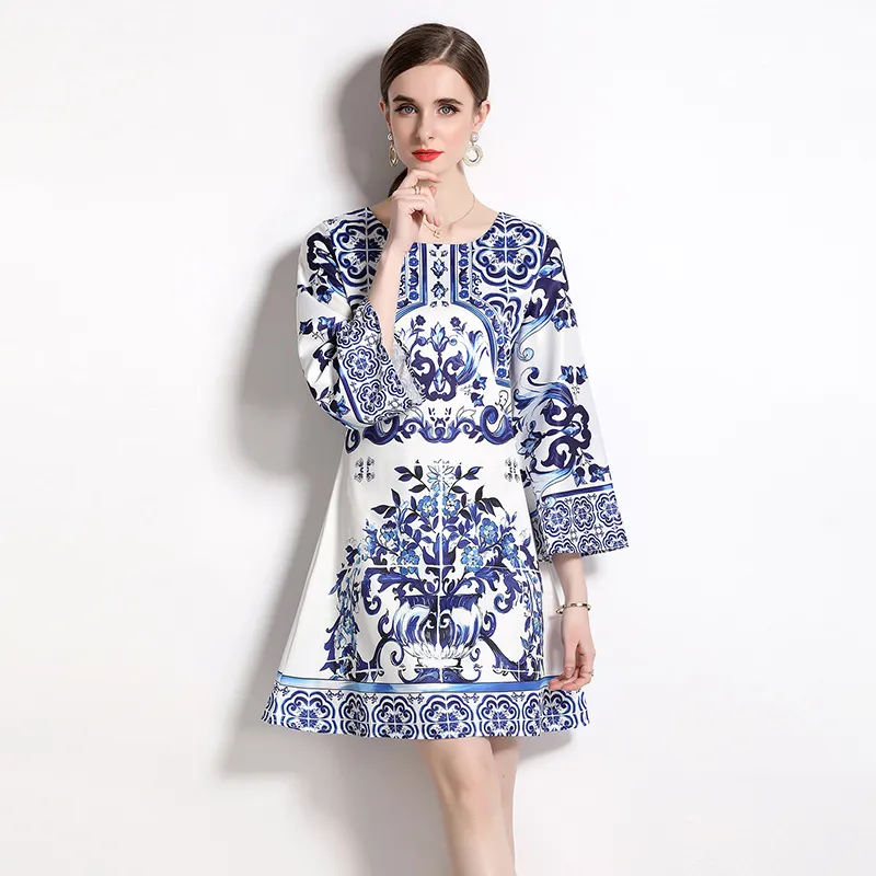 Été Paisley Floral Mini Robe Vintage Designer de luxe 2023 Femmes Mode Imprimer O-Cou Slim Gracieuse Anniversaire Flare Manches Dress307H