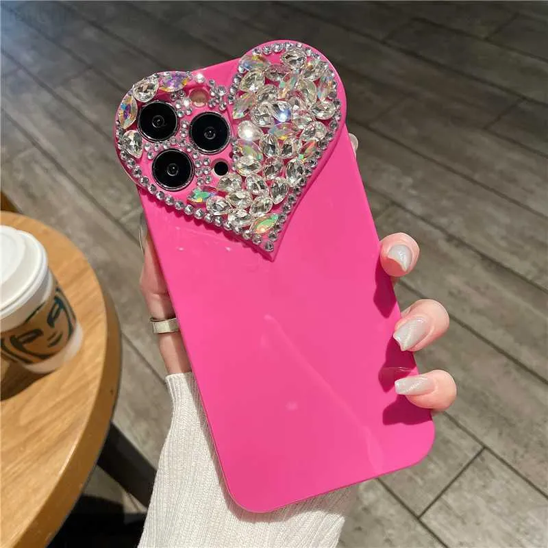 Mobiltelefonfodral lyx 3D Love Heart Soft Phone Case för iPhone 14 Pro13 Pro Max 12 11 XR X XS 7 8 Plus SE3 Lens Camera Glitter Diamond Cover L230731