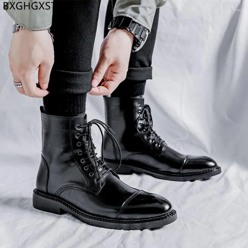Botas de motocicleta para homens sapatos casuais de couro masculino preto 2023 Stivali Zapatillas