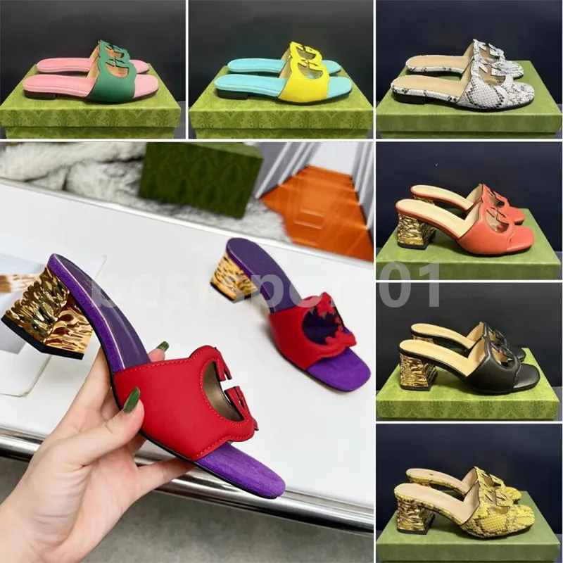 2023 Slipper Luxury Designer Läder Lagdagar Sandaler Summer Flat Shoes Mid Heel Dress Fashion Beach Women Slippers Letter Drag 35-42 L3