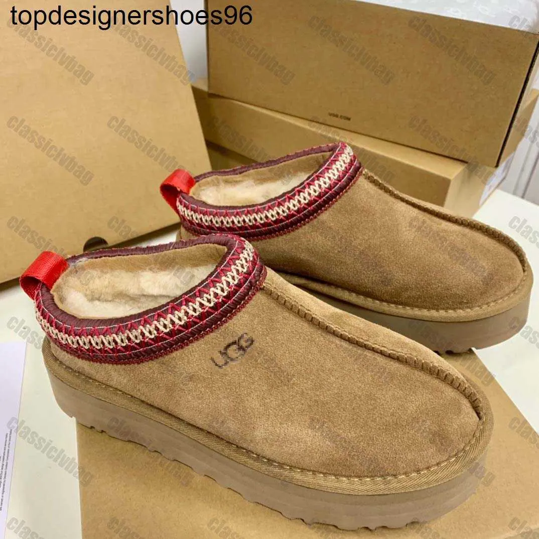 2023 Tasman Pantoufles En Fourrure De Châtaigne Diapositives En Peau De Mouton Shearling Tazz Nouvelles Mules Femmes Hommes Ultra Mini Plate-forme Botte Chaussures À Enfiler En Daim UGSS Confort Automne Bottes D'hiver