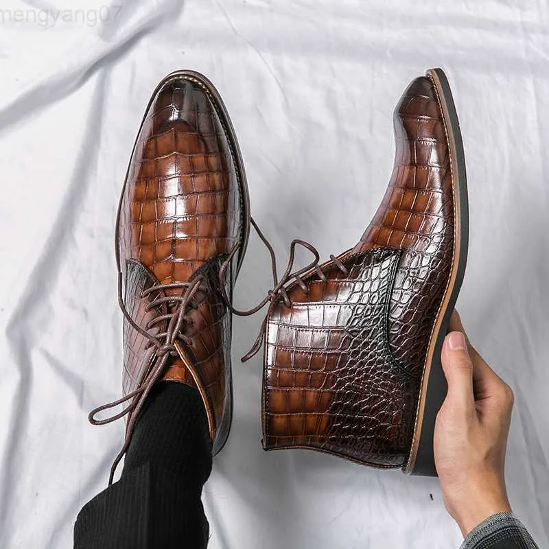Mens low top leather boots