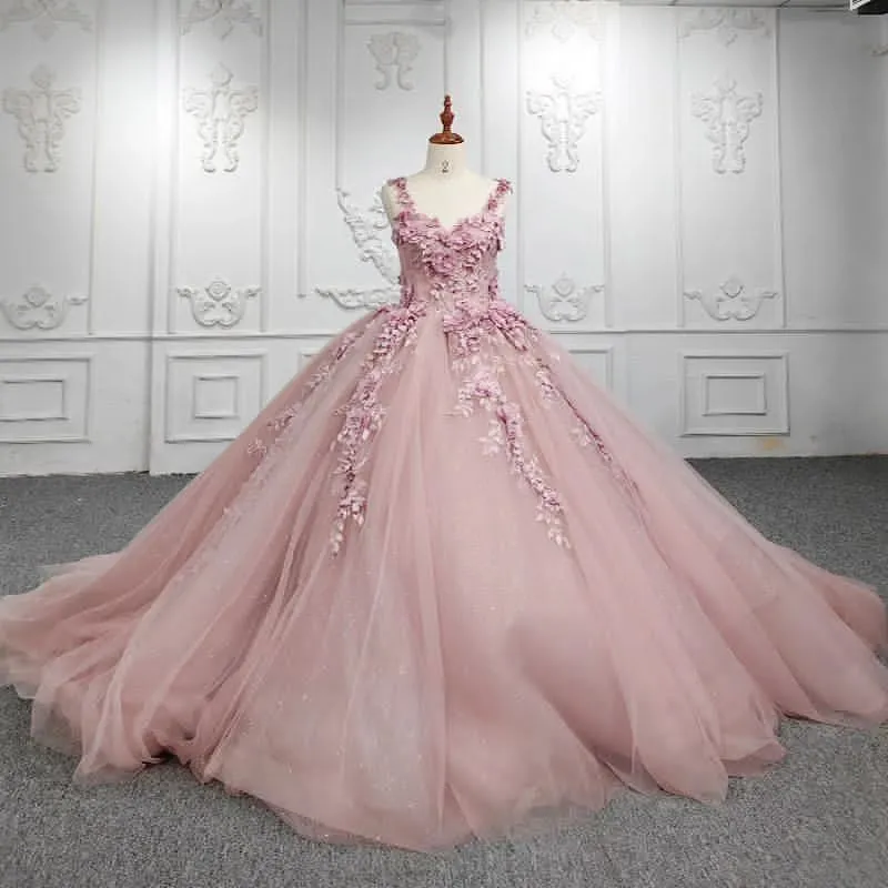 2024 rosa quinceanera klänningar sexiga spaghettiremsapplikationer pärlor älskling handgjorda 3dflower bollklänningar vestidos de 15 anos