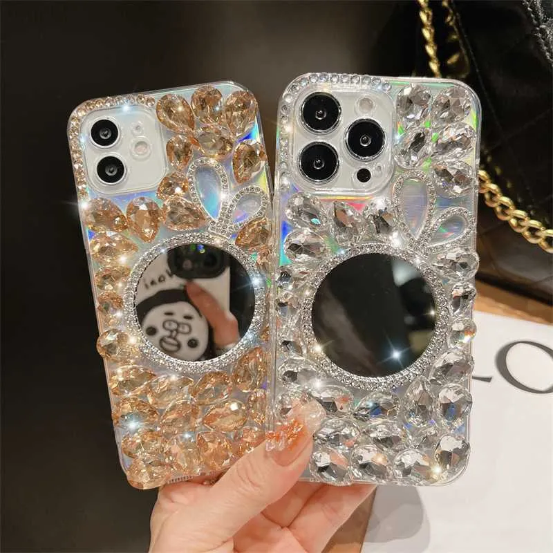 Mobiltelefonfodral Luxury Glitter Diamond Rhinestone Vanity Mirror Phone Case för iPhone 14 13 12 11 Pro Max X Xs XR 7 8 Plus Silicone Bling Cover L230731