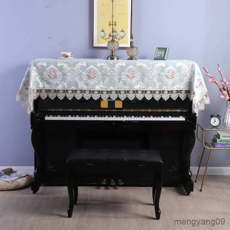 Housse anti-poussière 90 cm * 220 cm Gaya Eropa Renda Penutup Piano Bordir Penutup Handuk Setengah Penutup Tahan Debu Orgue Elektronik Penutup Pelindung R230803