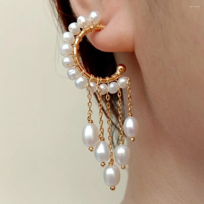 스터드 이어링 Yygem White Freshwater Gold가 채워진 체인 Tassel Hoop Chandelier