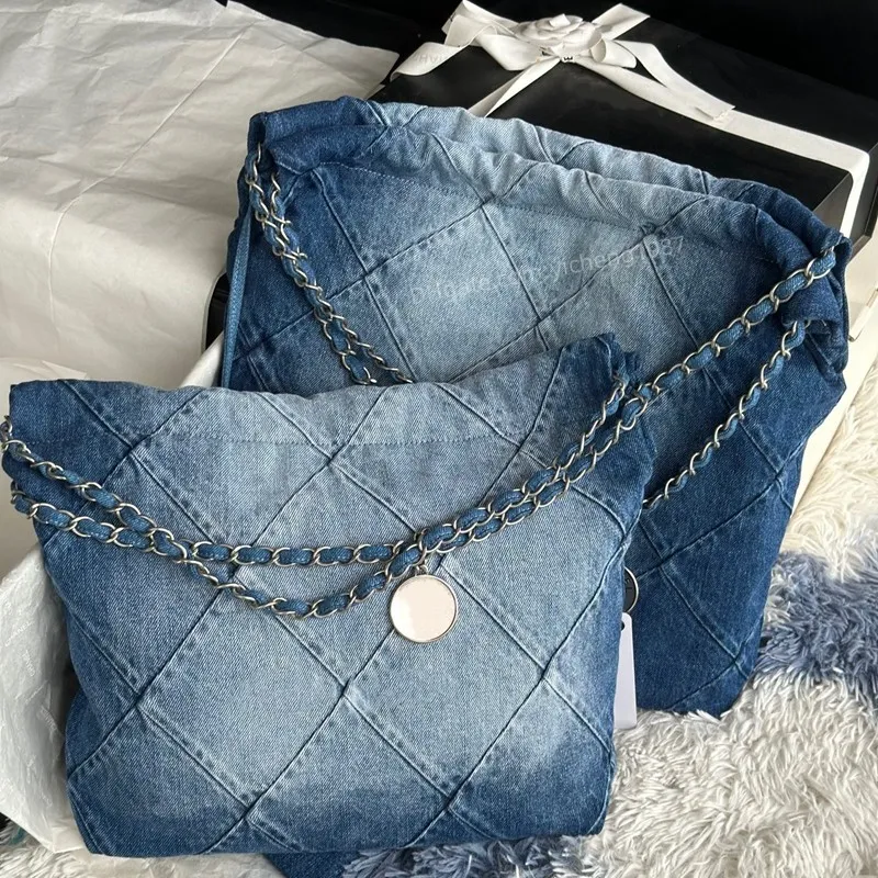 10a Top-nivå Replication Designer Crossbody Bag Luxury Chain Bag Handväskor Designer 22bag denim Silverkedja axelväska 35 cm 39 cm med dammväska gratis frakt