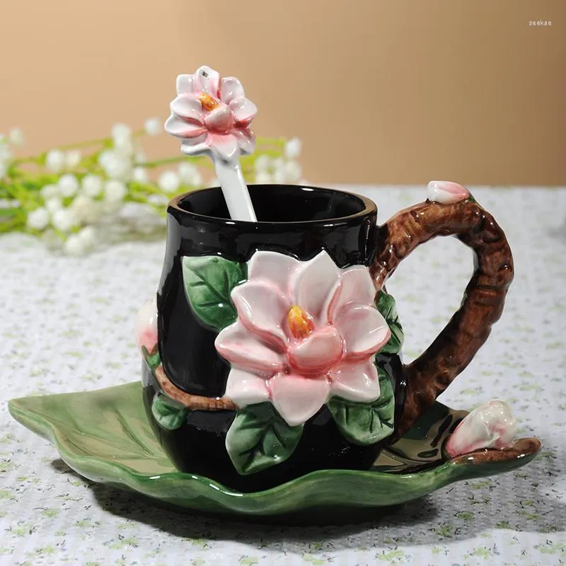 Canecas Chá Café Cerâmica Magnólia Flor Caneca De Leite Decoração para Casa Artesanato Quarto Decoração de Casamento Porcelana Escultura Copo Presente