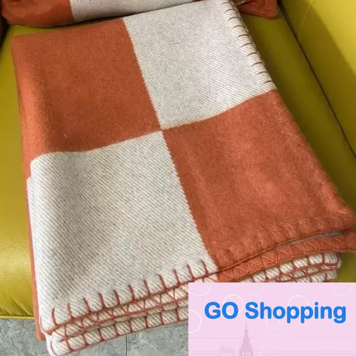 Top Quatily Bed Fleece Knitted Throw Towell Cape Pink Blanket Letter Cashmere Blanket Imitation Soft Wool Scarf Shawl Portable Warm Plaid Sofa