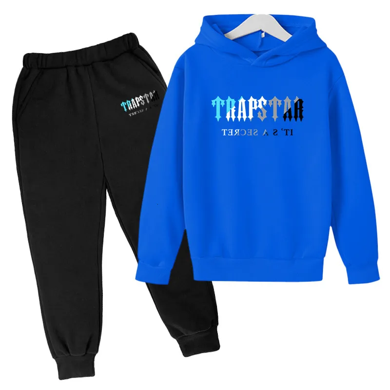 Completi di abbigliamento Marca Trapstar Tuta stampata Ragazzi e ragazze 2PCS Felpa con cappuccio Felpa Pantaloni Tuta da jogging 411 anni Abbigliamento per bambini 230803