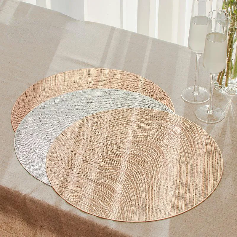 Ensembles de vaisselle Tapis résistant à la chaleur Set de table de style occidental Doré Pétoncle rond