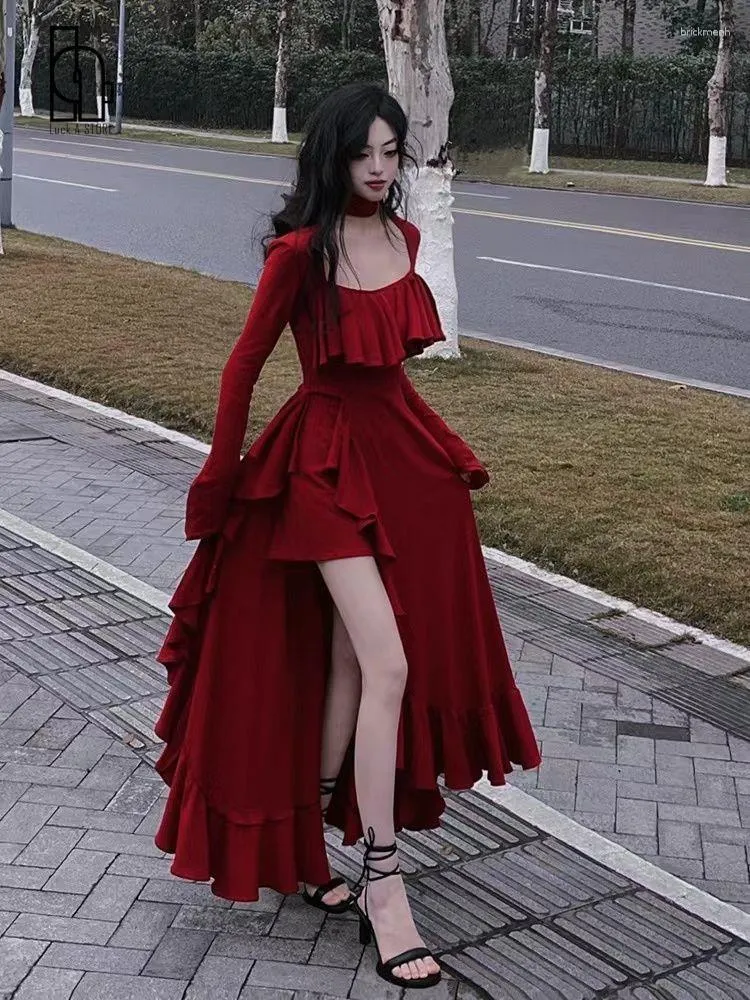 Casual Dresses 2023 Autumn Women Elegant Long Slevee Midi Dress Female Red Square Collar Ruffle Party Christmas Irregular Prom