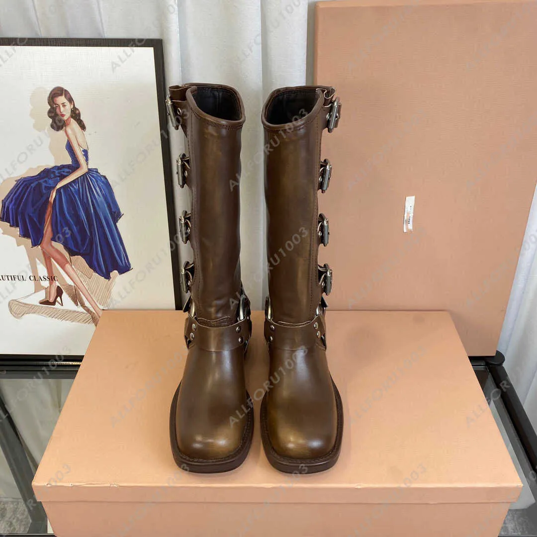 Botas de cowboy de luxo de designer miui para sapatos de botas altos de botas y2k botas de couro marrom boots de cowgirl redondo de pé