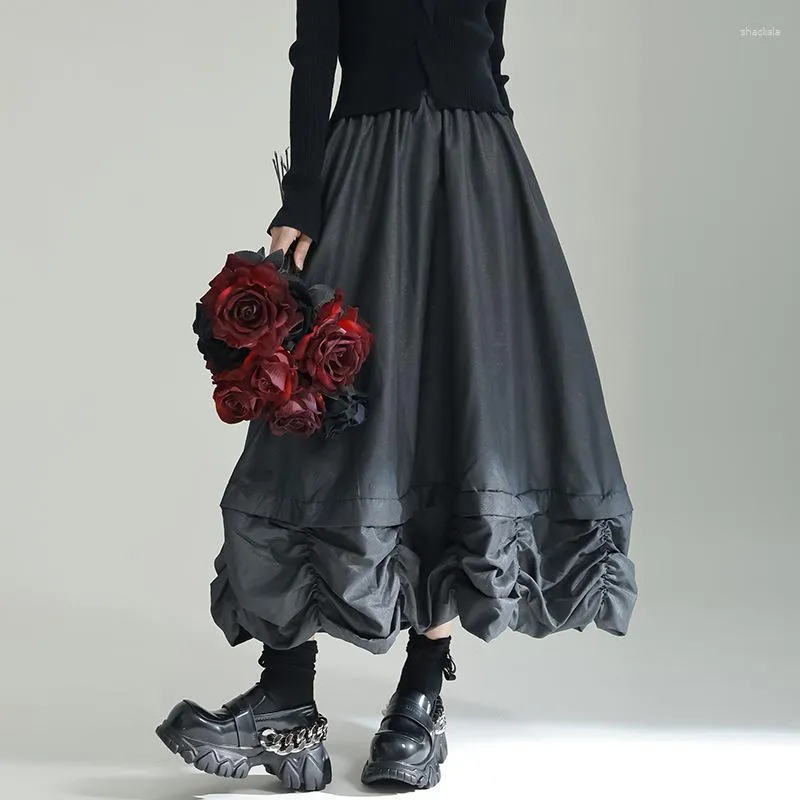 Röcke Designer Saum Plissee Blumenknospenrock Lose und elastische Taille Einfarbiger Regenschirm Halbe Frauen Goth