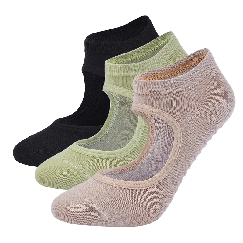 Sports Socks Women High Quality Pilates Socks Antislips Breattable Backless Yoga Socks Ankel Ladies Ballet Dance Sports Socks for Fitness Gym 230803