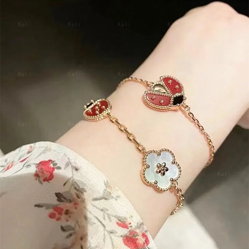 Chain Vendita Calda Nuovo Braccialetto i Oro Rosa per Le Donne Fiore Fortunato Primavera Coccinella Moda Set di Gioielli di Marca Di Lu