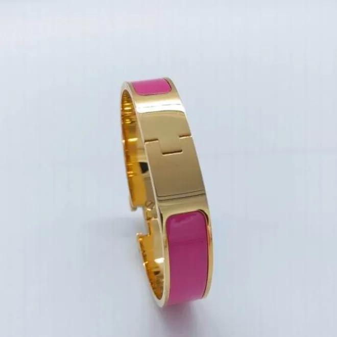 Klassisk designer Bangle Monogram Guld Bangle Kvinnor Bangle rostfritt stål Herr 18 Färgguldspänne 17/19 Storlek Lämplig för mäns och kvinnors modesmycken