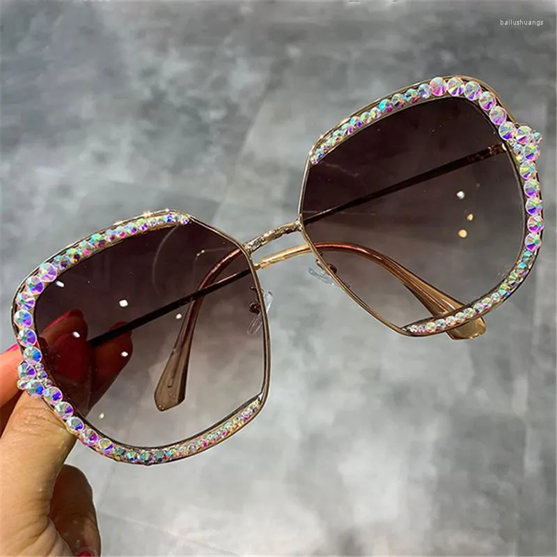 Zonnebrillen groothandel luxe handgemaakte oversized vierkante frame bling strass gradiënt uv-bescherming dames