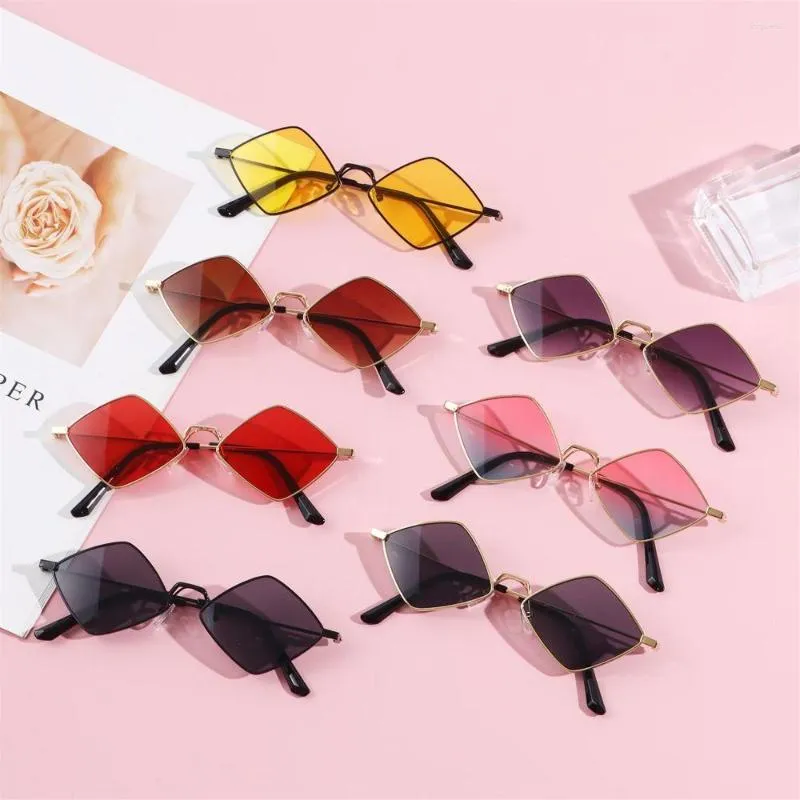 Sunglasses Vintage UV Protection Film Metal Small Diamond Shape Sun Glasses Men's Shades Women's