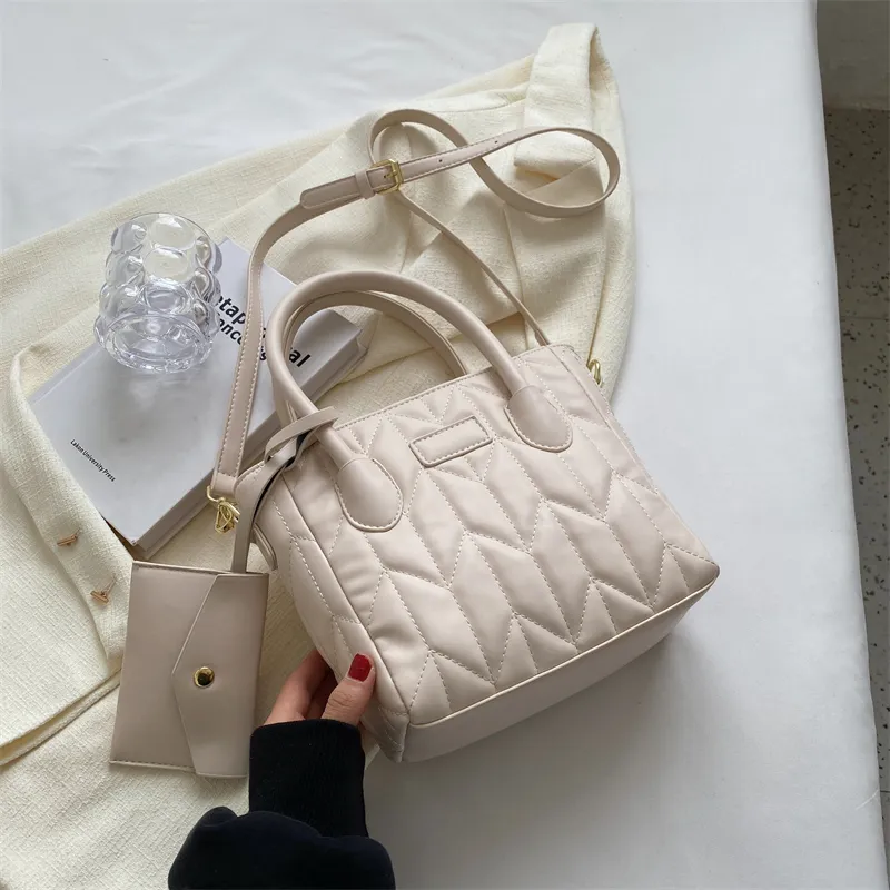 Chic And Elegant BaG Crossbody Bag For Women Designer Primark
