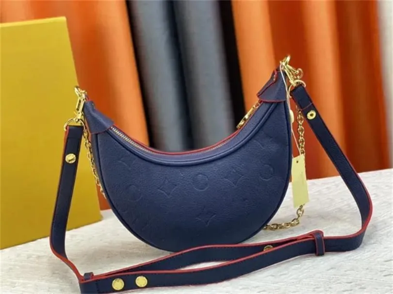 2024 Top Luxury Designer Loop Bag Croissant Bags Shoulder Hobo Designer Purse Cosmetic Half-moon Baguette Underarm Handbags Crossbody Metal Chain Collection Gift