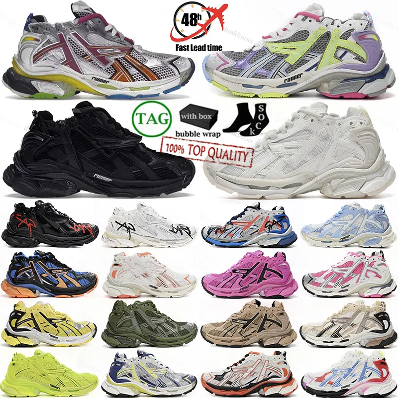 Biegacz 7.0 Projektanci trampki do biegania buty do biegania Paris Sneakers Women Mens Trenaurs Przekazywanie zmysłu Czarno -różowy niebieski Burgundowy Dekonstrukcja 7