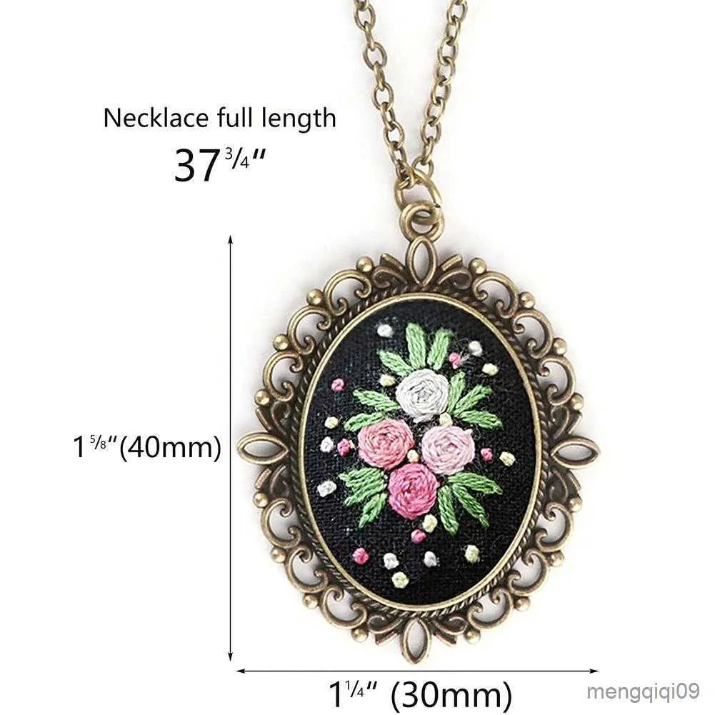 Produits de Style Chinois Broderie Pendentif Fleur Brodé Pendentif Collier Avec Fil D'aiguille Pour Bricolage Art Artisanat Chandail Décoration R230803