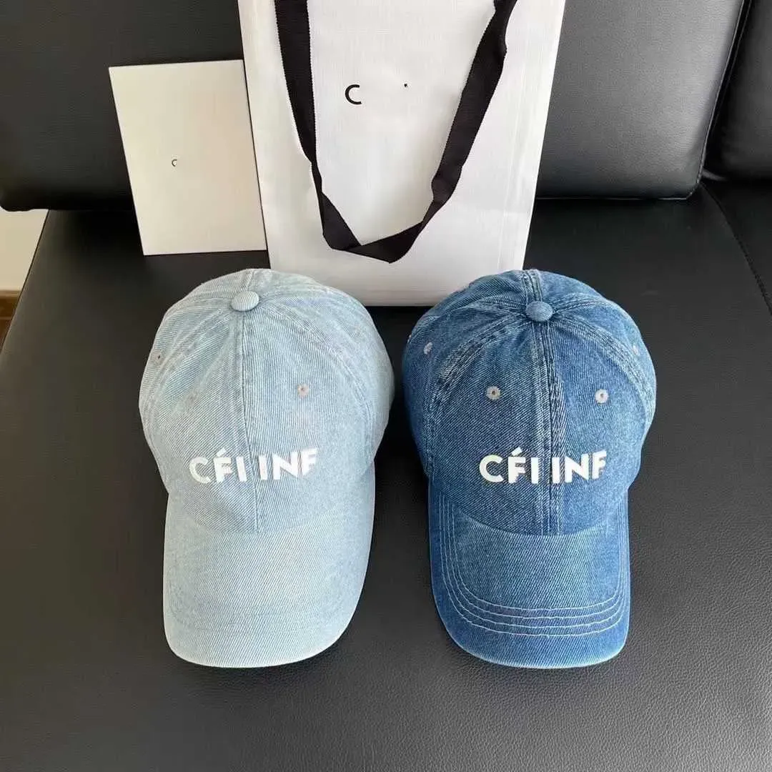 Designers chapeau de haute qualité Terbère de canard de la mode 2023 Été Nouveau denim Alphabet Luxury Femme Ball Hat Brand masculin et féminin en gros