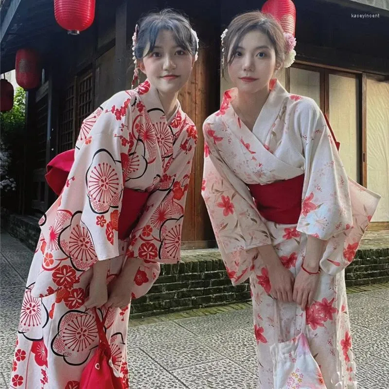 Vêtements ethniques Kimono Yukata traditionnel japonais pour femme avec fleur Obi rouge imprimée Haori Cosplay Peignoir Stage Performance Show Costume