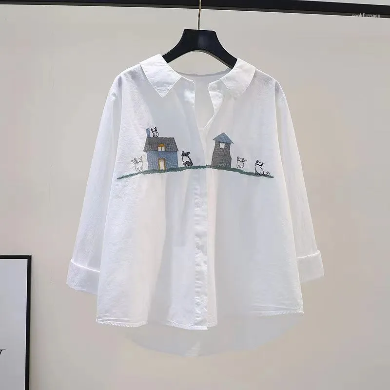 Kvinnor Bluses Cartoon Embroidered White Cotton Shirt Female Doll Collar Löst montering Långärmad vår 2023 Casual Blus Top