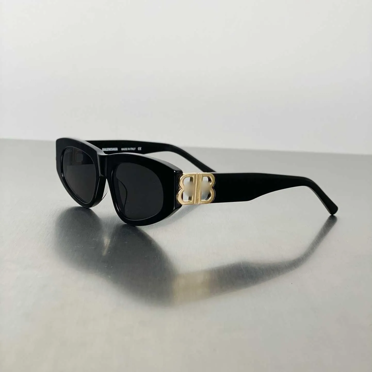 Balenciaga hotsell sunglasses dhgate