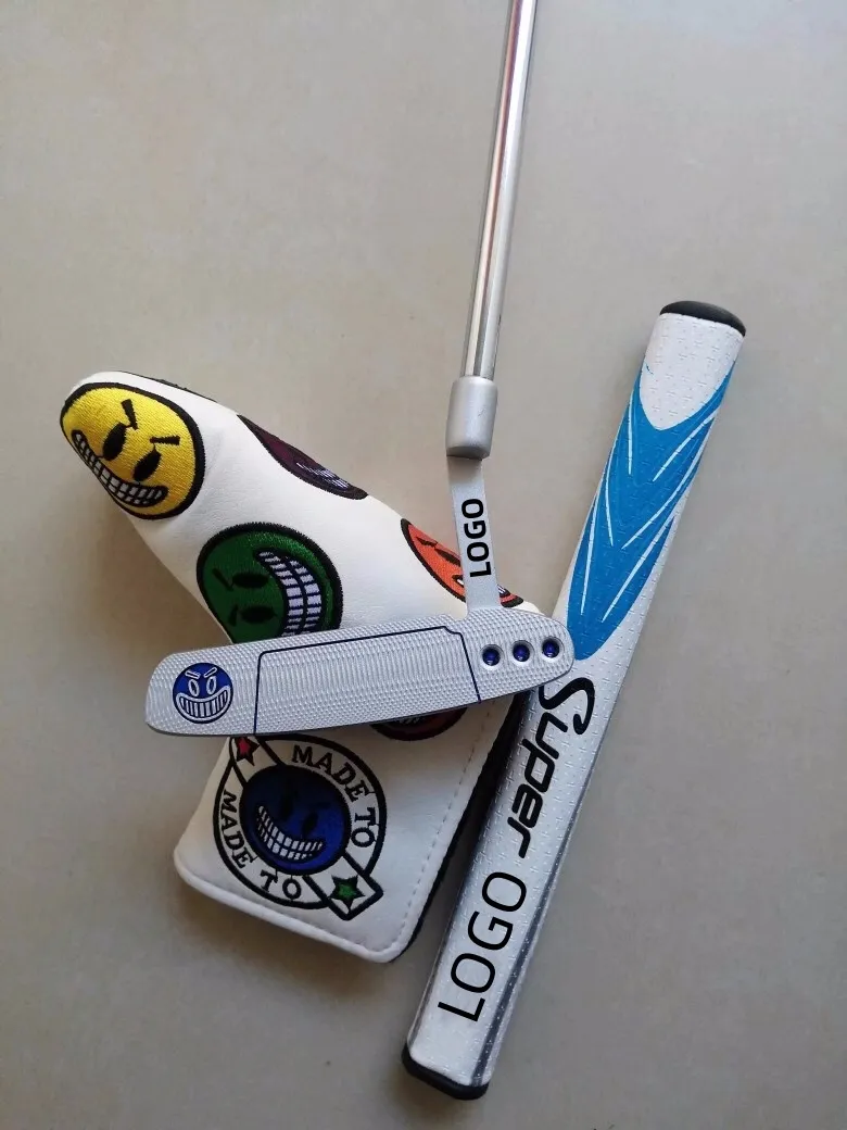 Putter da golf blu con faccina sorridente