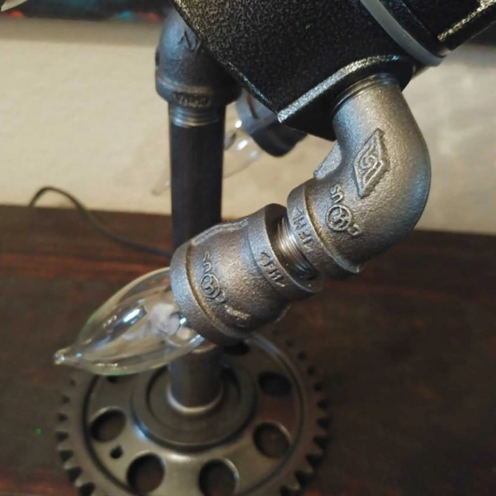 Industrial Steampunk Rocket Ship Lamp Vintage Desk Night Light for Bedroom Bar Decor Metal Bedside Table Accent with Retro Design Ideal Gift for