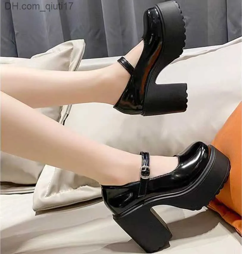 SURET Buty Rimocy Japońskie buty Lolita Vintage Soft High Heels Buty platformowe damskie skórzane kostki Mary Jane Buty czarne Z230804