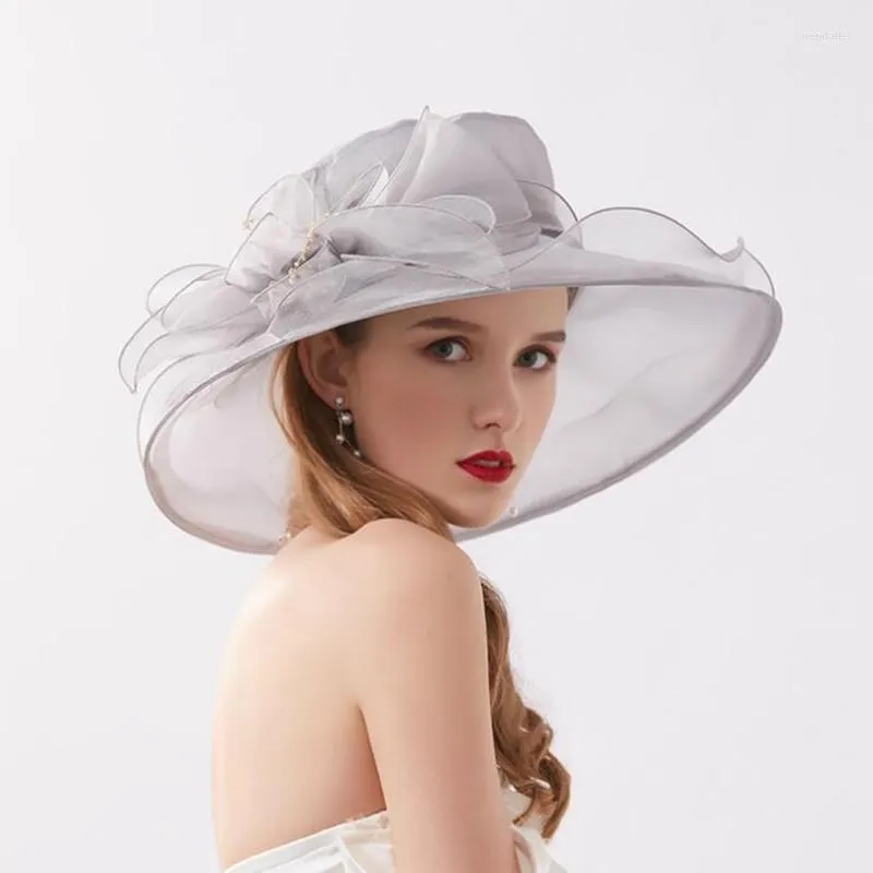 Chapeaux à large bord femmes Cool chapeau rétro fleur casquette maille fil pare-soleil crème solaire printemps été Version coréenne dame casquettes H6537