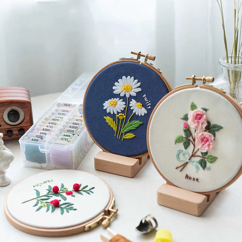 DHgate.com:Colorful Floral Stamped Embroidery Beginner DIY