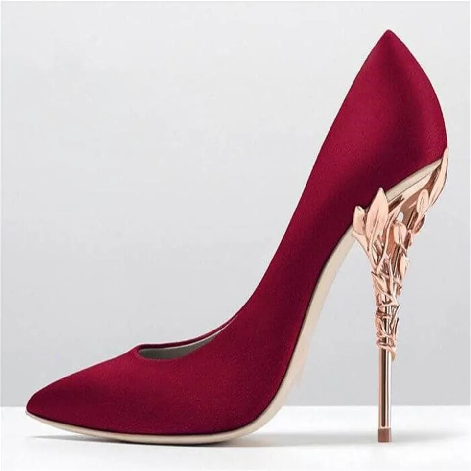 Kvinnor Solid Eden Heel Pump Super Sexiga kvinnor Bröllopsskor utsmyckade Filigree Leaf Point Toe Haute Couture Shoes2815