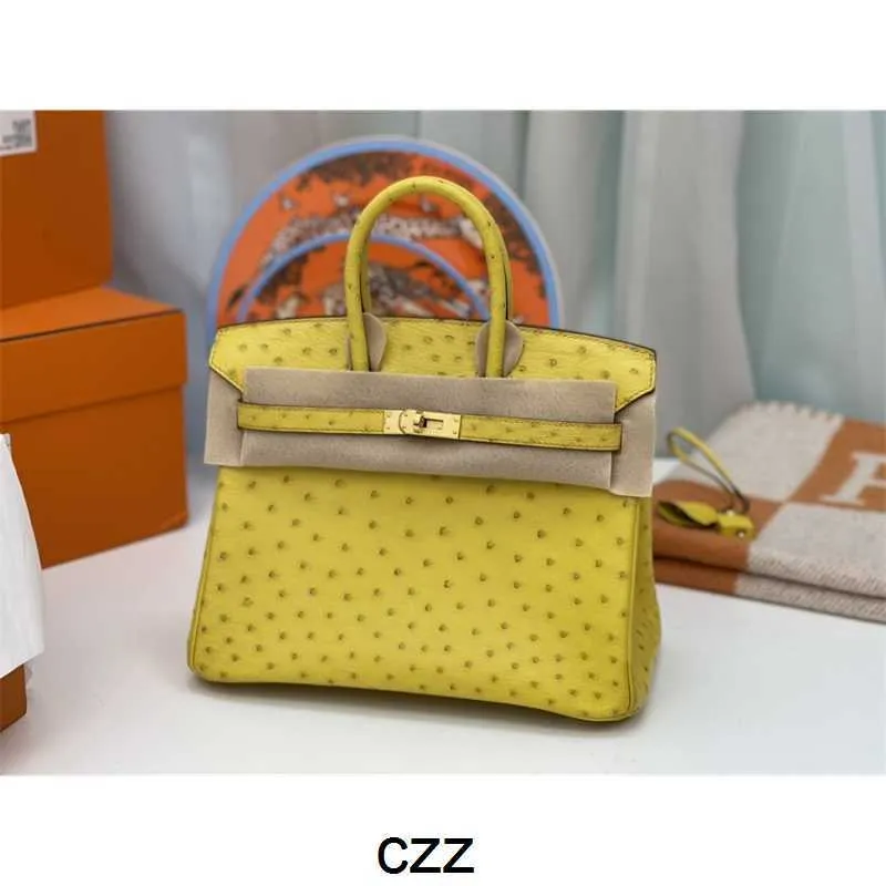 Bolsa de avestruz bolsa platina em casa feita de cera de cera Handmada costura BK25 Skin Skin Lemon Buckle Handheld Leather feminino genuíno de couro genuíno