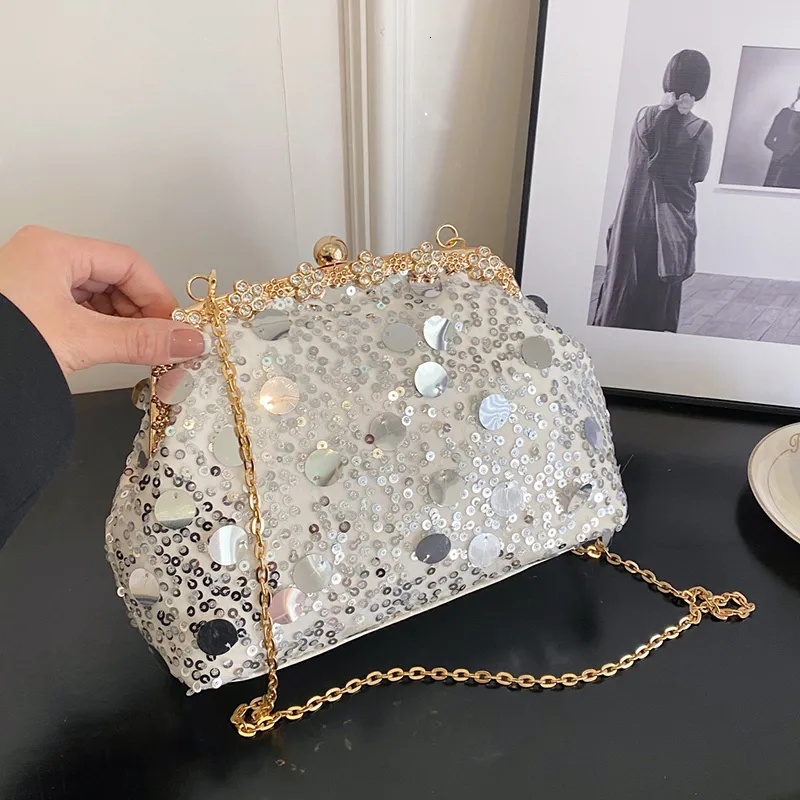 Abendtaschen Ins Designer Frauen Pailletten Clip Shell Kette Schulter Hochzeit Party Clutch Geldbörsen und Handtaschen Glitzer Kristall Messenger 230803