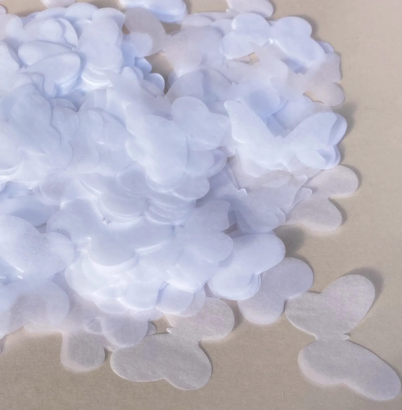 Confeti-papel-mariposas-Blanco