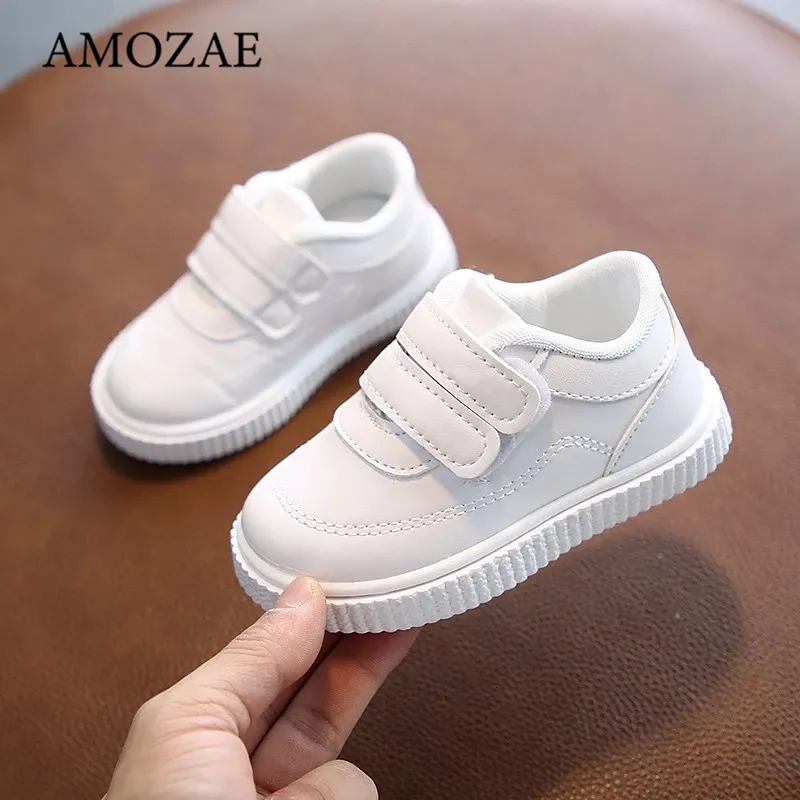 Sneakers Baby Shoes Childrens Leather White For Girls Kids Boys Sport Flexible Sole Trainers School Running 230804