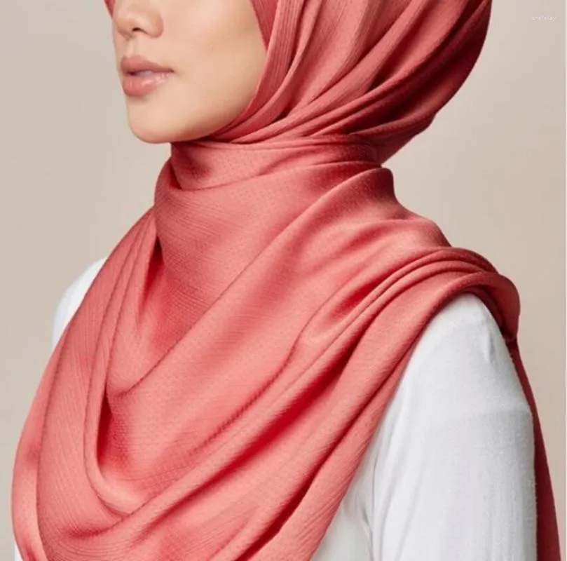スカーフ模倣シルクサテンヒジャーブスカーフ女性ファッションマレーシアインドネシアヘッドスカーフパールシフォンパーティーイスラム教徒のヘッドバンド