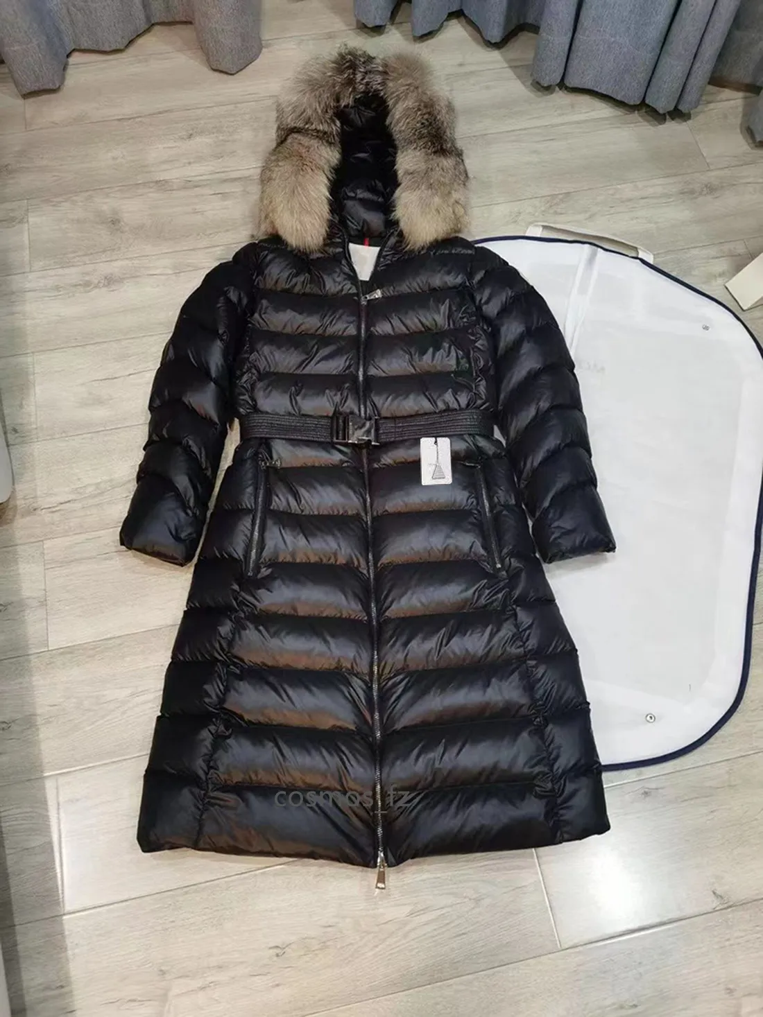 2024 Designer Monclair Vestes Femme Parkas Manteaux Puffy Classic Downs Vestes Veste Femme Trench Manteaux Coupe-Vent Checker Chaud Top Down Veste S-5l