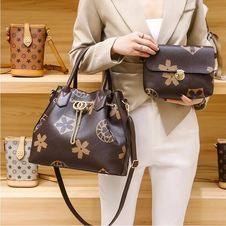 5222M Women Luxurys Designers Bags Crossbody High Quality Handbags Womens Purses Shoulder Shopping Totes Bag