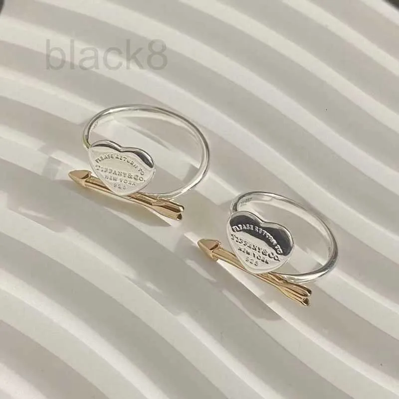 Anéis de banda Designer S925 Silver Sterling Love Ring Moda Versátil Versão Coreana Casual One Arrow Piercing Coração Anel Feminino ER82