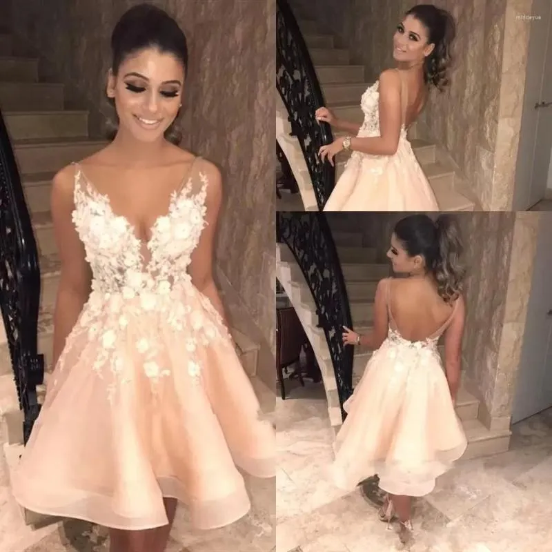 Party Dresses Pink Short Homecoming Gowns Straps V Neck Cocktail Floral Open Back Sleeveless Wedding Mini Prom Dress