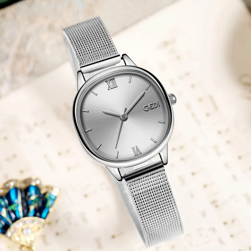 Titta på Womens Limited Edition Watches High Quality Designer Luxury Quartz-Battery Oval rostfritt stål 28mm klockor