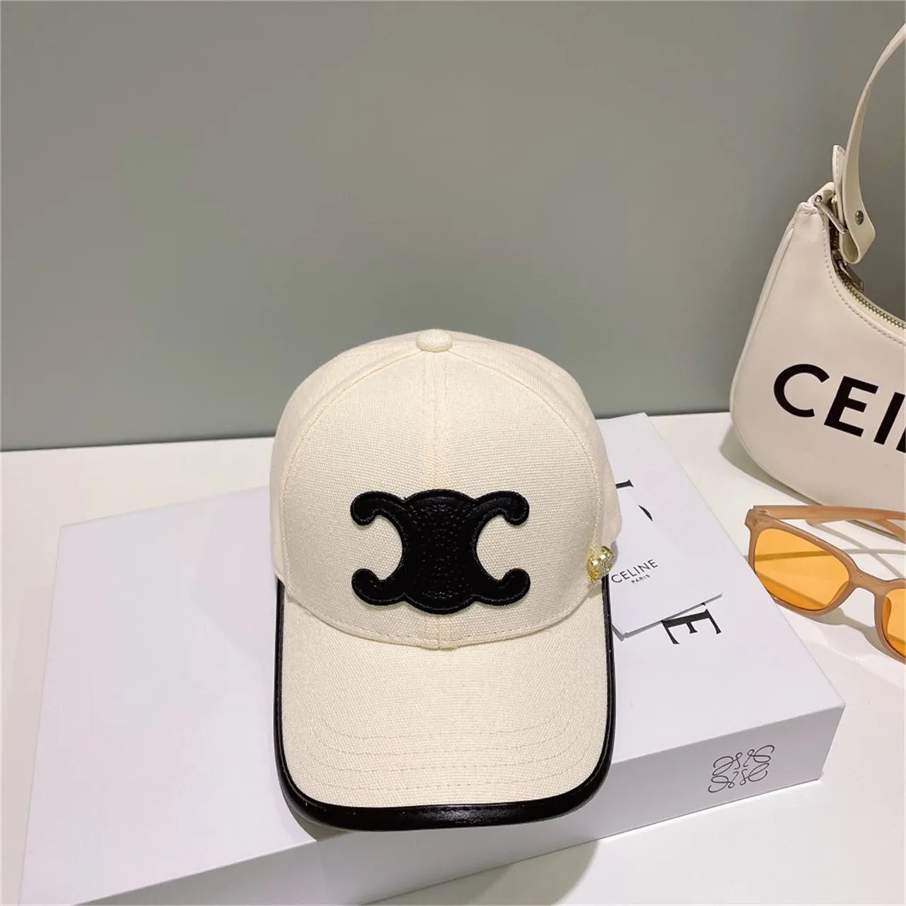 Yy 2023 Nowe literowe czapki haftowane czapkę baseballową Kobieta Summer Casual Sto Ochrona Sun Hat