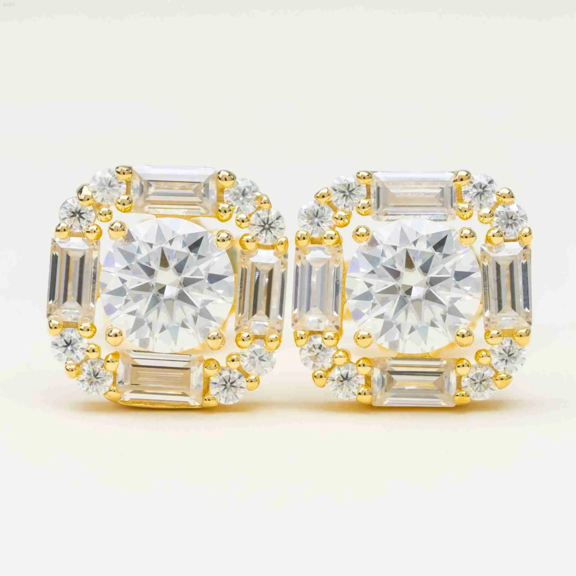 Luxury Jewelry 925 Sterling Silver Vermeil Moissanite Earring Iced Out Vvs Diamond Pave Baguette Square Floral Stud Earrings