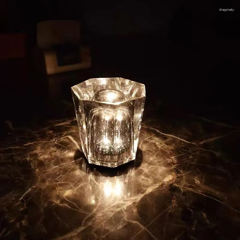 Candeeiros de mesa Candeeiro de cristal para quarto Iluminação interior Sala de estar Casa Bar Luzes Led Decoração Lampara De Mesa Para Dormitorio